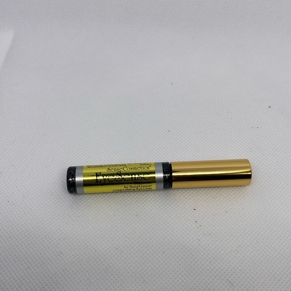 Starry Sky eyesense shimmer eye liner